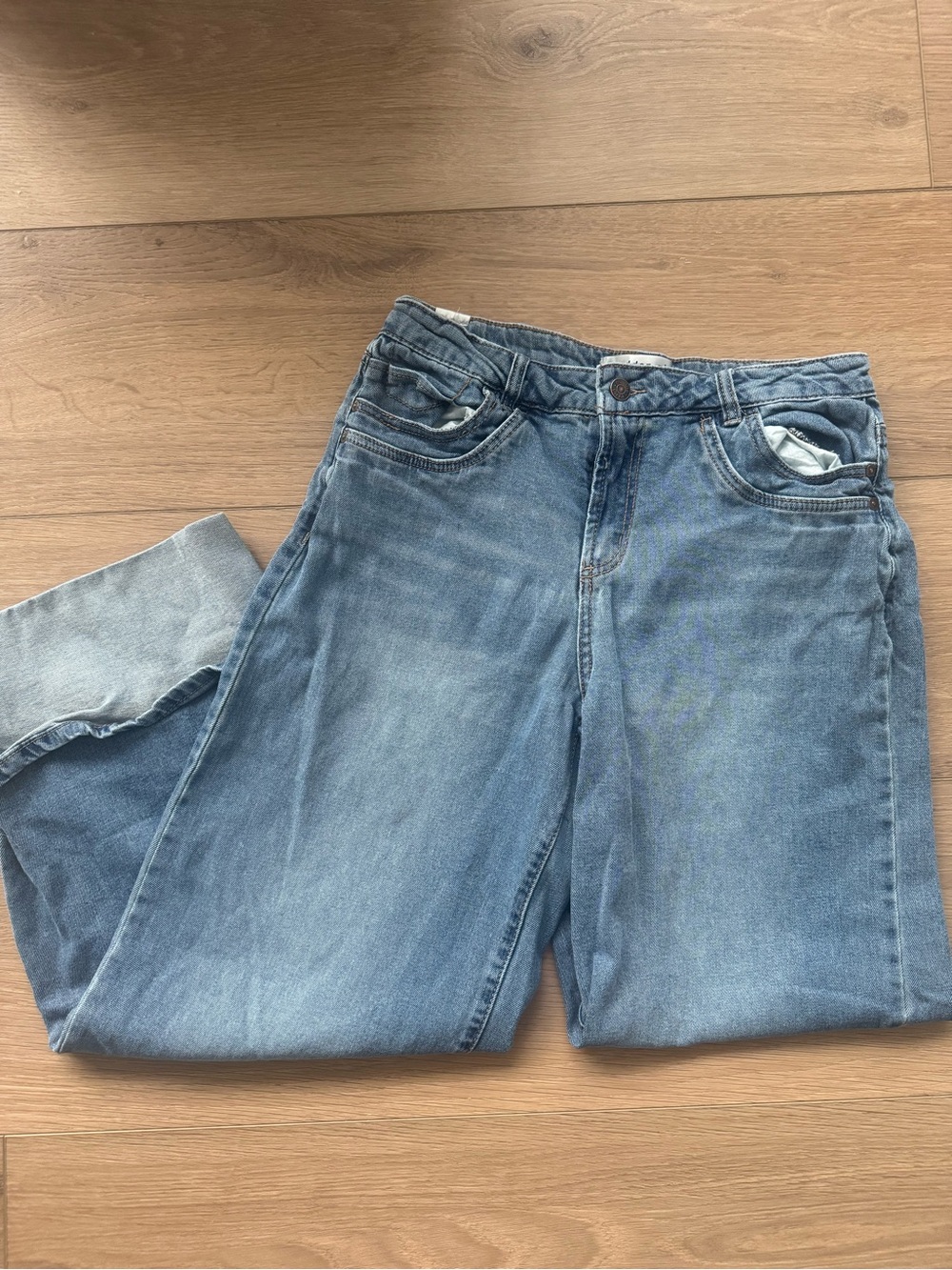Madden Girl size 7 Baggy Wide Leg Jeans